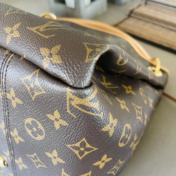 LOUIS VUITTON ARTSY MONOGRAM HANDBAG 2021 - Picture 12 of 15